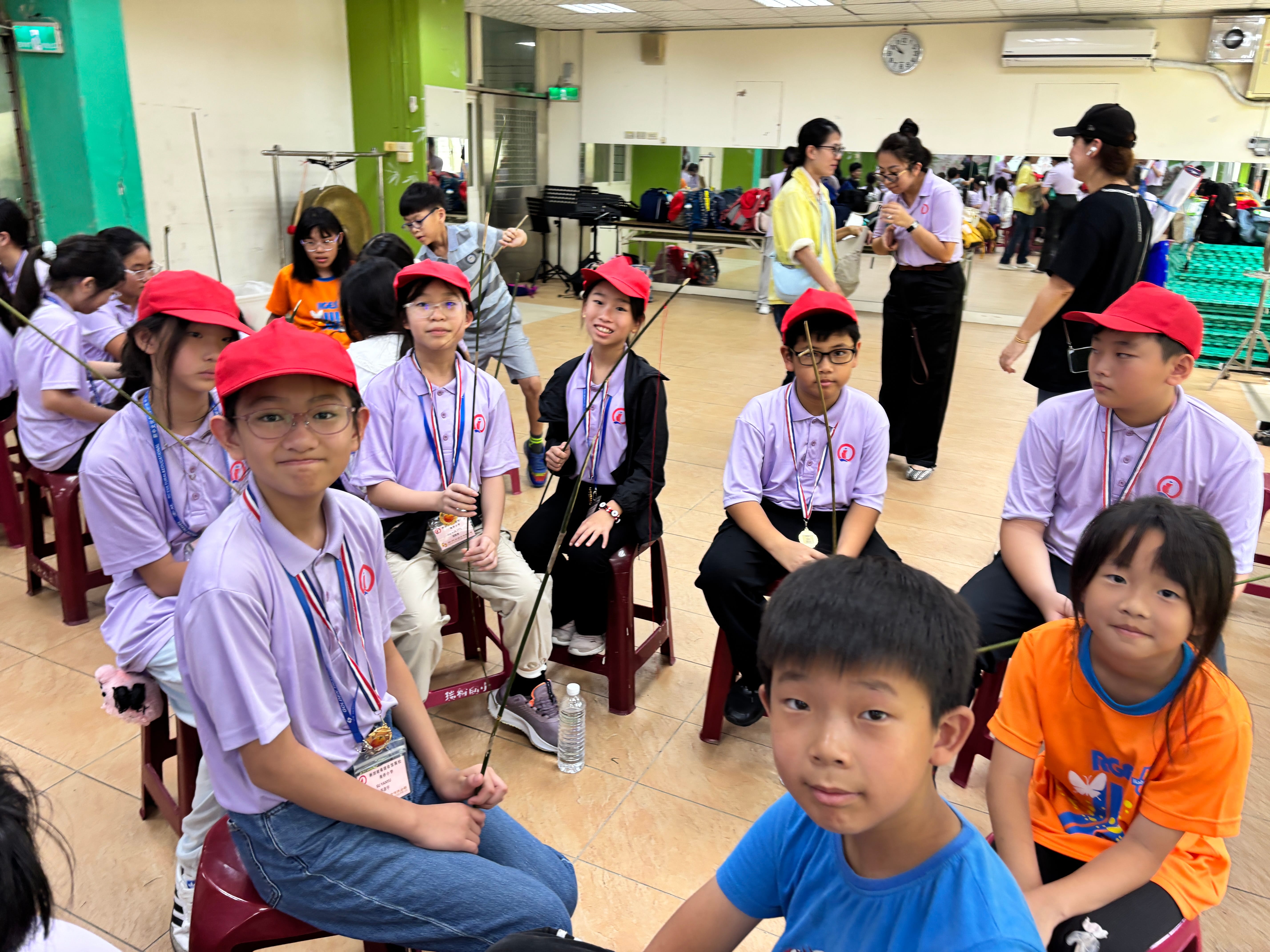 Students on overseas LJ